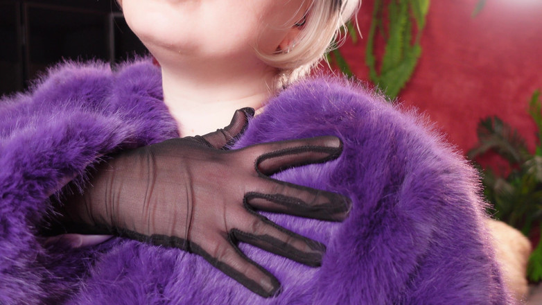 Arya Grander: Koleksi hot fur coat - bagian 2. Fetish - arya grander si tante...