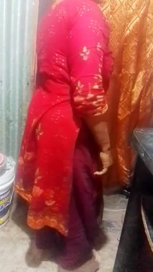 Hot Village Girl (Pakhimoni)