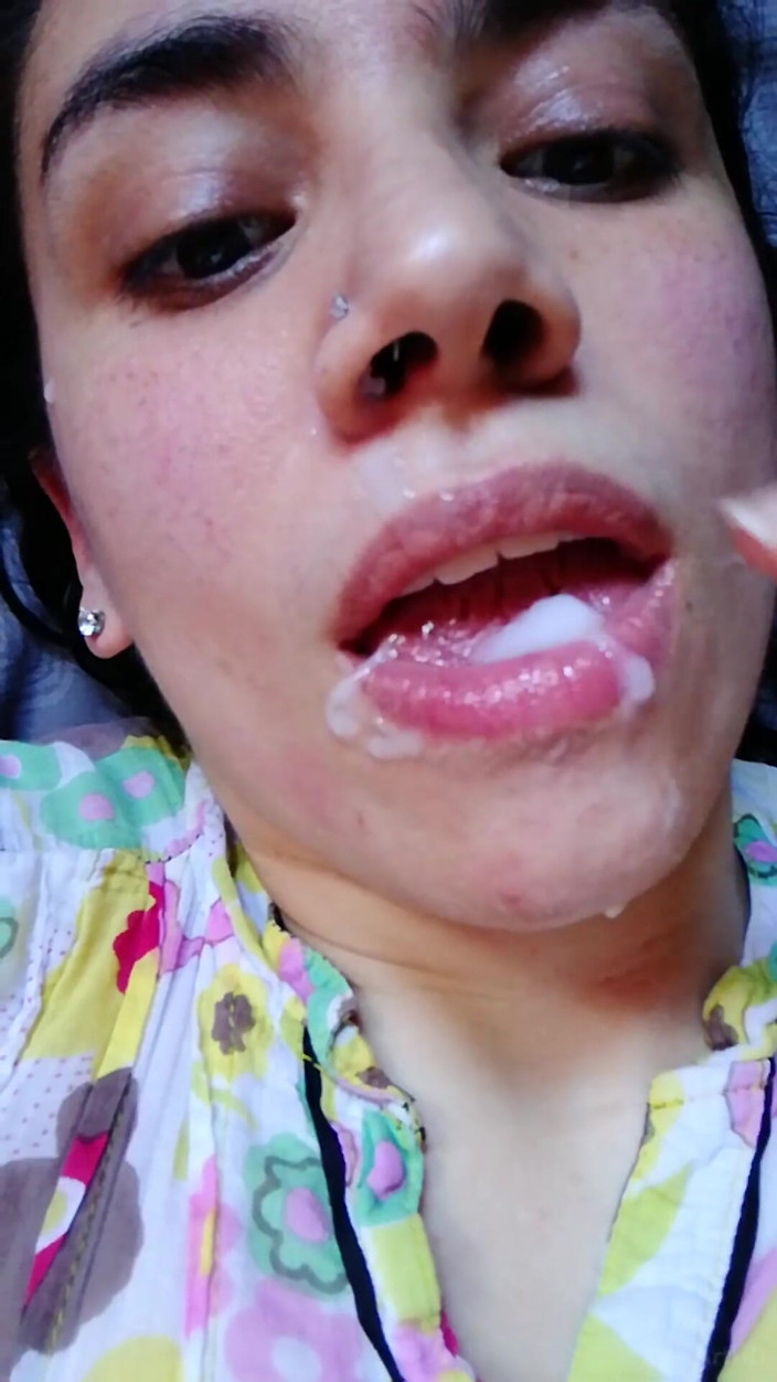 TheArtOfCum: Rommelige sperma mond