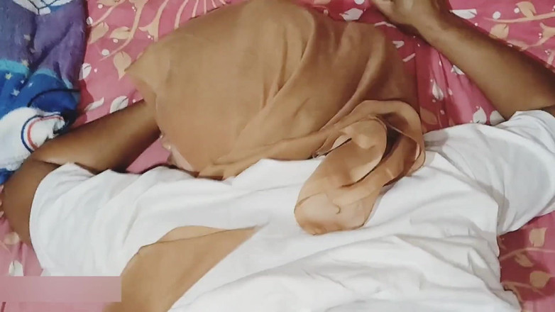 Pasutri indo: Futând iubita