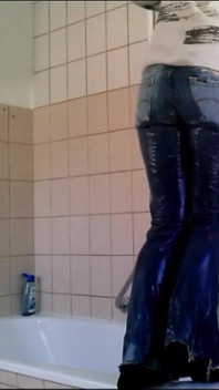 Yasmin Squirt Durch Jeans! Mess Explosion
