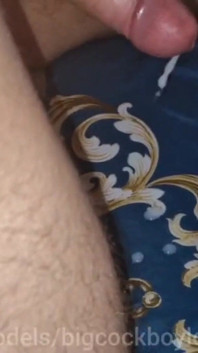 I migliori video bollenti di sborrate di femboychik e papà