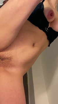 Moglie Bianca Traditrice Troia Con Un Grosso Cazzo Nero Parte 3