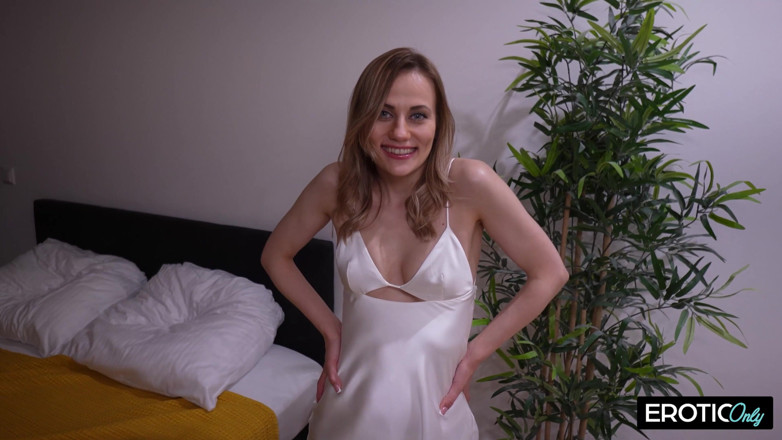 German bitch hunter: Sweet 19 Year Old Enjoys Every Deep Thrust During Her Hot...