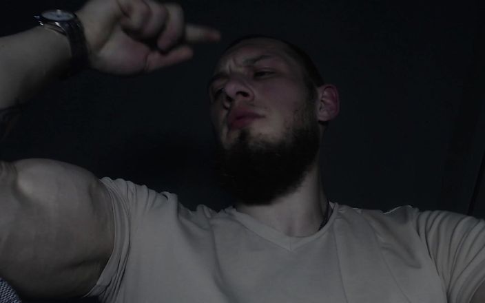 Hunky time: Uctívej můj bicep
