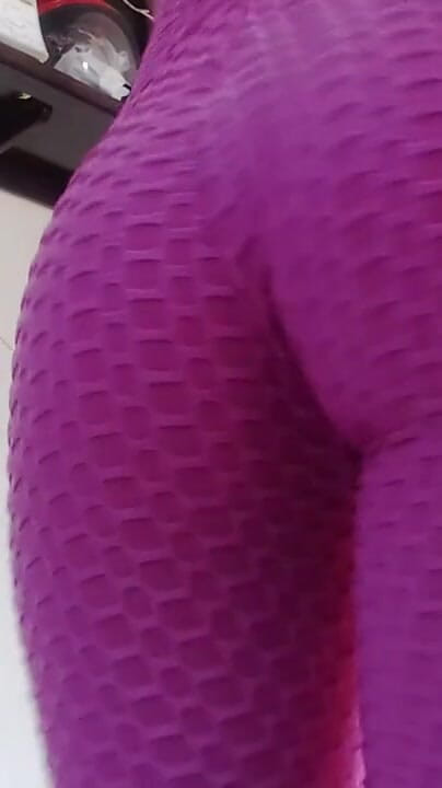 MissAnja_FH: Early Morning I Got Super Sweaty Camel Toe?