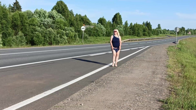 RedRoseRus: Me echo a la carretera