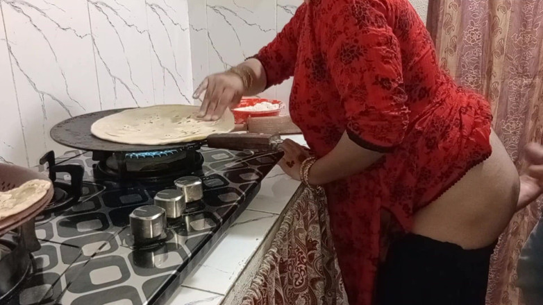 QueenbeautyQB: kichan men bhaartiy sauteli mammi ka seks vidiyo