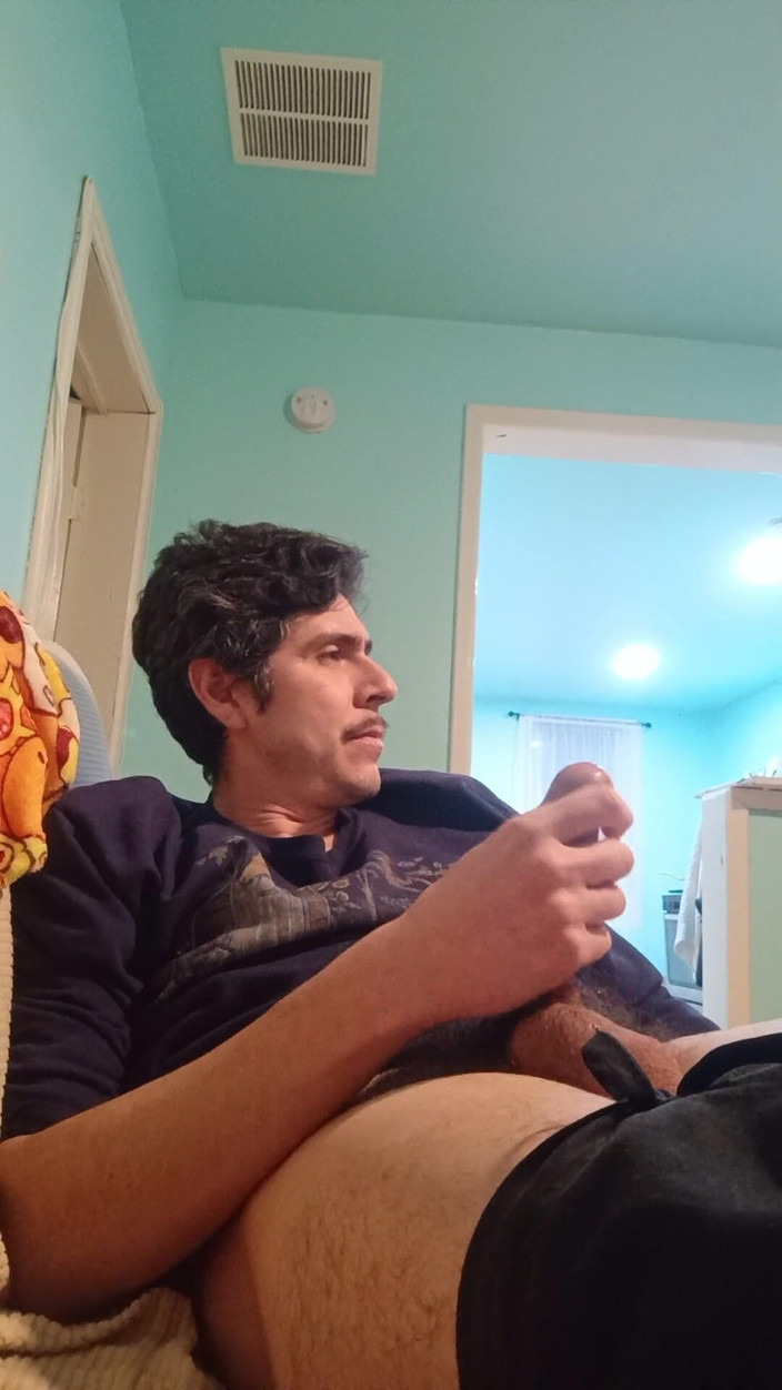 TabascoJake: Cozy Masturbation Handsome Big Dicked stepdaddy
