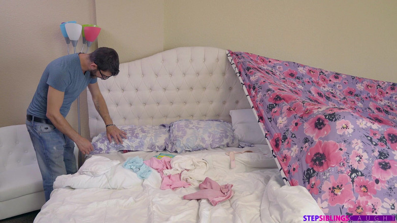 StepSiblings Caught: Je baise avec mon demi-frère - S6 : E2