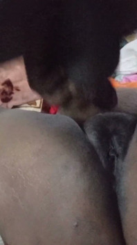 Mia moglie ha detto che avrebbe lasciato che mi scopasse se l'avessi portata in luna di miele, così ho fatto; Tua cognata è davvero brava a letto