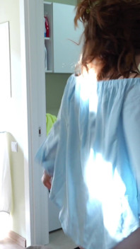 Stepdaddy, Am I Beautiful? Trying on My Stepmom's Clothes, I Let My Stepfather Rub Against My Pussy and Fuck My Mouth!