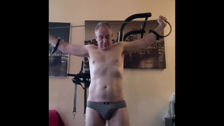 Alex Igogo: 알렉시고 고