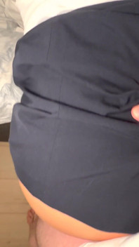 Sekretarka dołącza do szefa w sypialni dla POV piesek sex - kończy się spermą w jej rajstopy, biznesowa suka