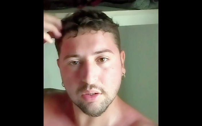 Marcosninfo: Ik liet mijn gebruinde lijn onder de douche zien en...