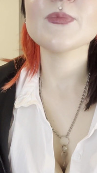 Script goth coinquilina