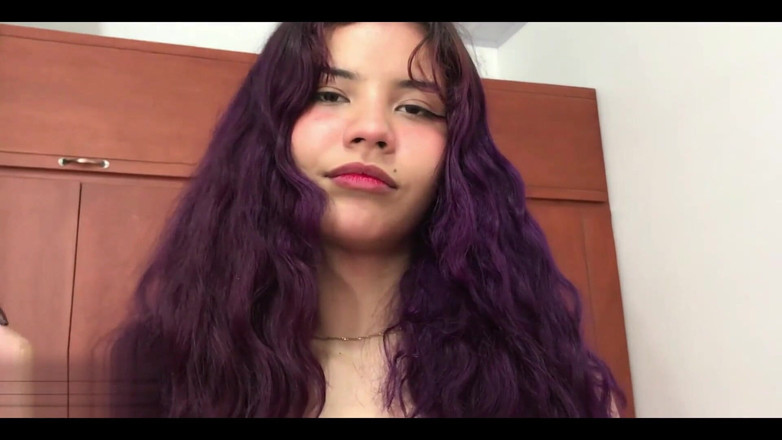 Mafelagoandcarlo: Stepsister Does It so Well That She Makes Me Cum...