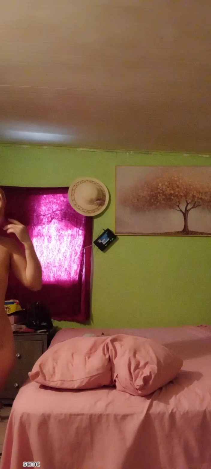 Lusi: Blonde Cums