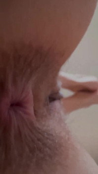 18 Yeras Old Gigi and You Go to a Inn Together and She Suck Mans Cock for the First Time in Her Life