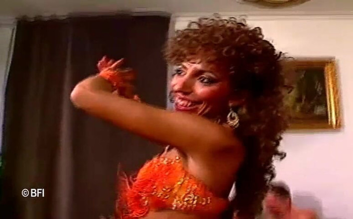 Amazing asses and pussies: Niederländischer zwerg-gangbang