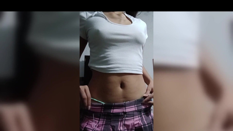 HomemadeTeenhot18: Teens18+ gửi một video về bộ ngực của cô ấy cho...