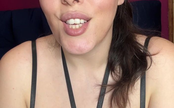 Young_strawberry: MILFka dostává sperma do pusy