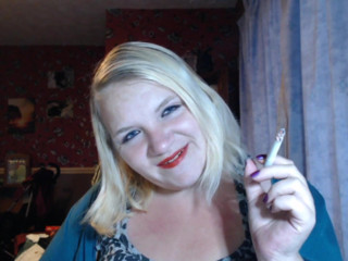 Akosti Rain: Let's smoke together