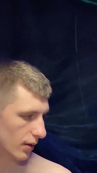 Transformer leur garçon timide en fille mignonne