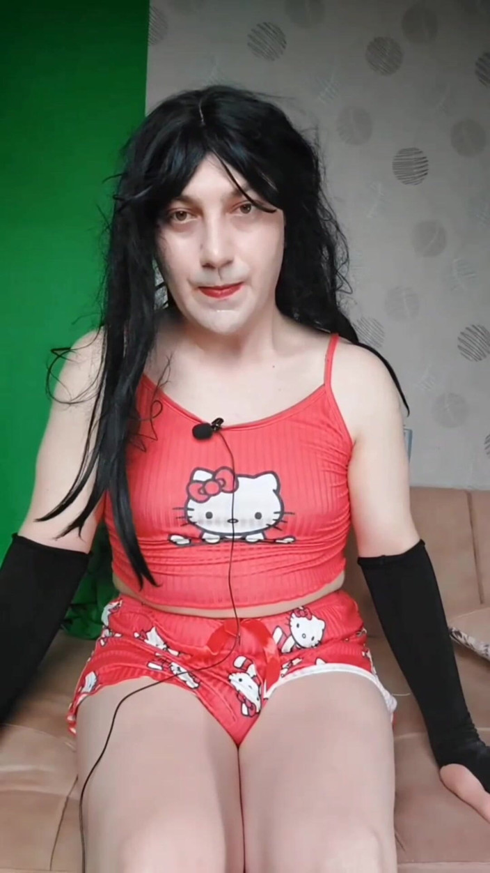 Kitty_Cross: Hezká pyžamová roztomilá Femboy hladké nohy