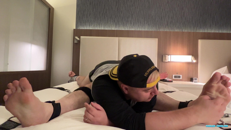Ticklish Chubs: North Carolina Mengikat: John Spencer