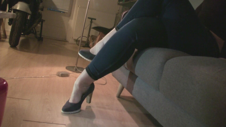 MisS Angel: Bleu jeans boční pohled motorka.