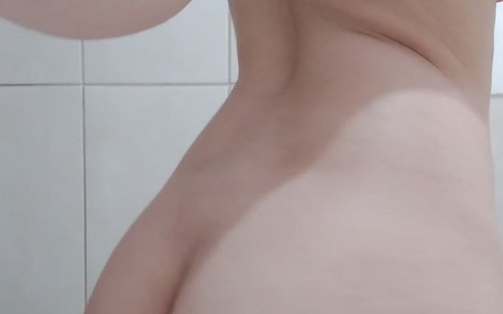 Nayflix: Mały film przed kąpielą