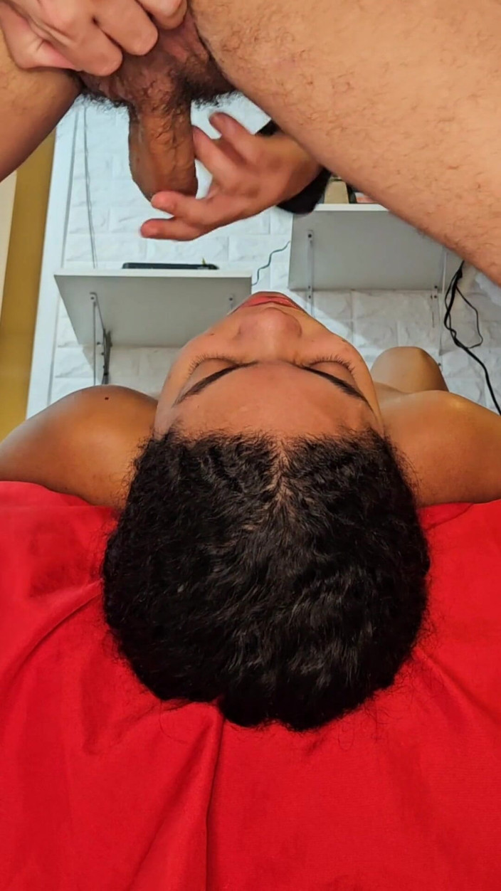 Pietro Montoya: 그녀의 입에 우유를 줄 때까지 내 노예의 목구멍 따먹기 09/16/2024