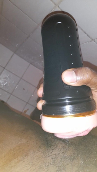 Black guy: Mi sego s9 E9