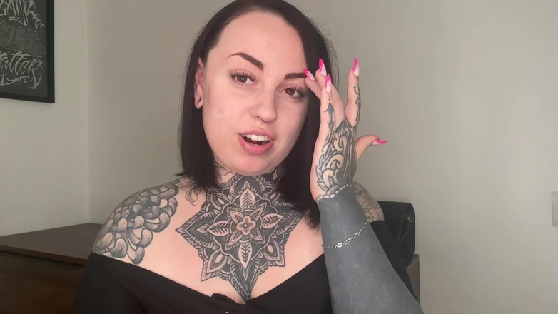 Miss Valentina: Strong Bully Girl Breaks You