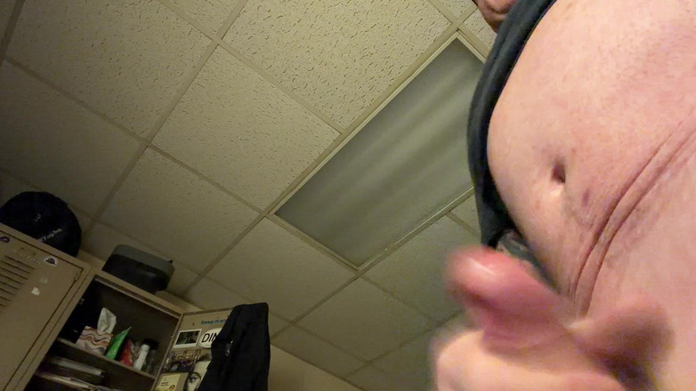 Tatted Daddy: Melancap air mani