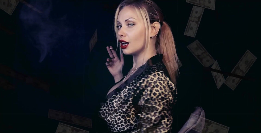 Goddess Misha Goldy: Giorno dopo giorno diventa totalmente ossessionato da me! Il mio...