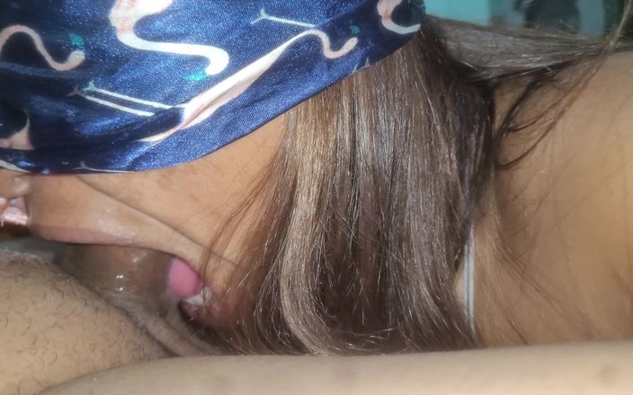 anal_queen_amateur: Las milfs saben cómo complacer a un macho alfa usando...