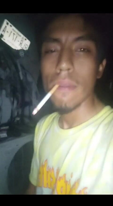 AlexAlejandro13: 집에서 속옷을 입은