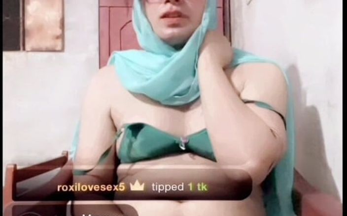 Jasiya: Tolong buatkan saya banci awak, sesi melancap.