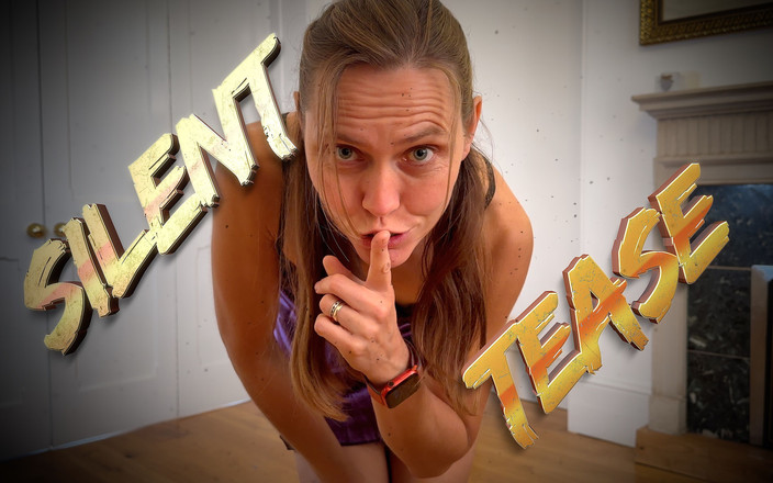 Wamgirlx: Supercaliente provocación silenciosa