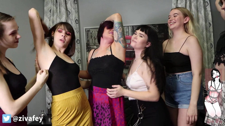 Ziva Fey: Ziva Fey - Larz, Skye, Mewchii, Jurnee ve Ruby ile koltuk...