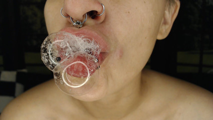 Abby Anna: Divoké loogie pro hloupého otroka