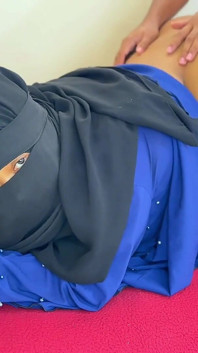 Hijabi & Niqab met Burqa Wakeup & stiefzoon pik mastur ... Maak hem heet voor neukpartij van hem - grote kont en poesje neuken