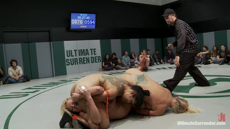 Ultimate surrender by Kink: Round Three: the Dragons (2-0) Vs Team Ice (1-1)