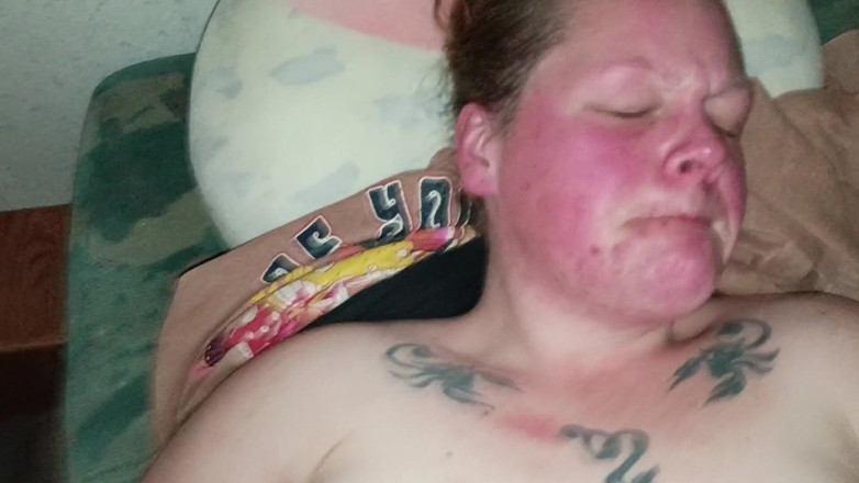 Horny Ginger: 아마추어 BW 집에서 만든 보지 플레이 후배위 스타일과 라이딩 그 자지 oh 나는이 보지를 사랑해!