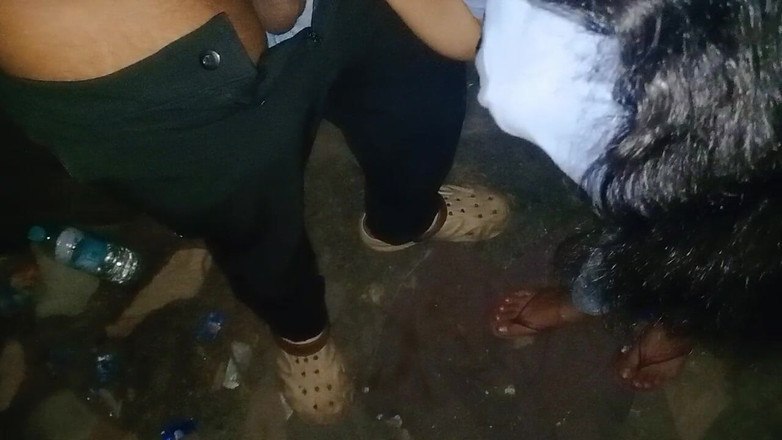 NikiRathod: Serial sepong kontol di belakang truk tengah malam