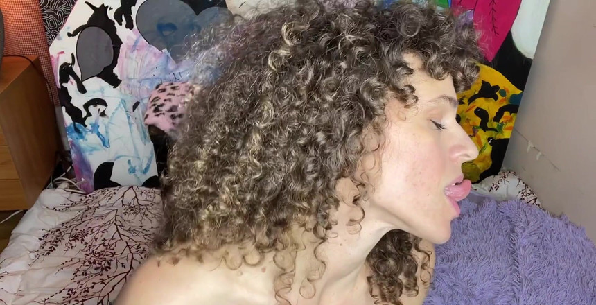 VibeWithMommy: ユダヤ人の継母と義理の息子JOI!私はいつもあなたのガールフレンドに片思いしていたことを告白します。彼女はセクシーだと思うし、セックスしたい