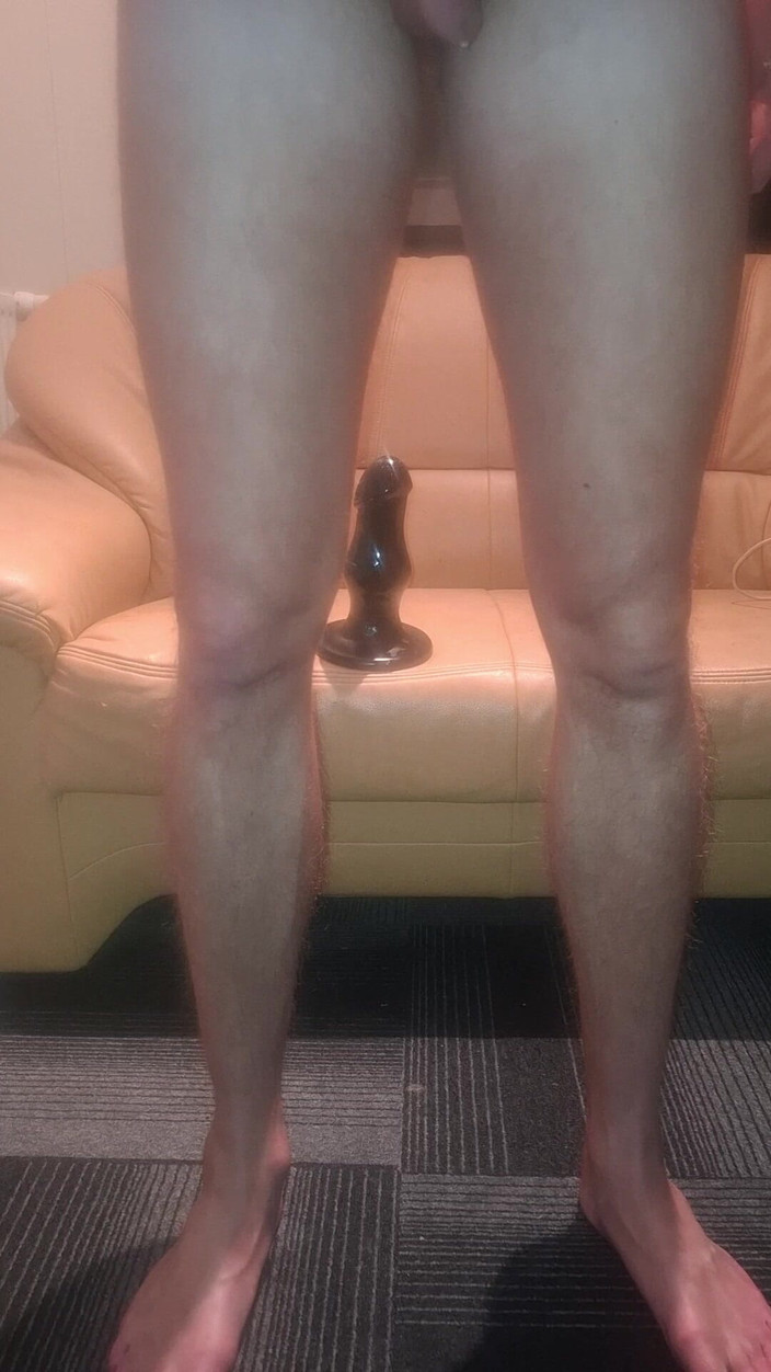 NoFace Twink X: हॉट समलैंगिक ट्विंक नोफेस ट्विंक एक्स विशाल खिलौनों की सवारी कर रही है