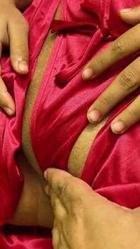 Kocası evde yokken seksi bowdi'mi sikiyorum